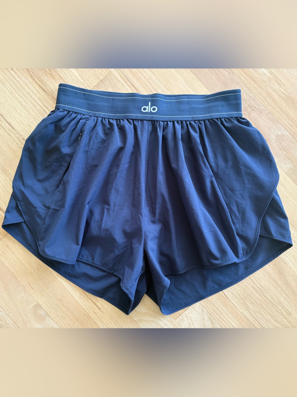 Alo Yoga Navy Match Point Short